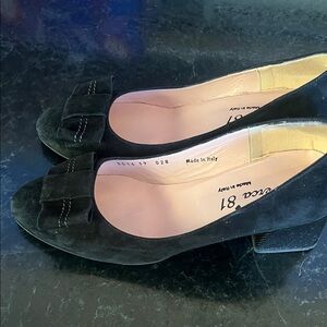 Elegant Black Suede Women's Shoes